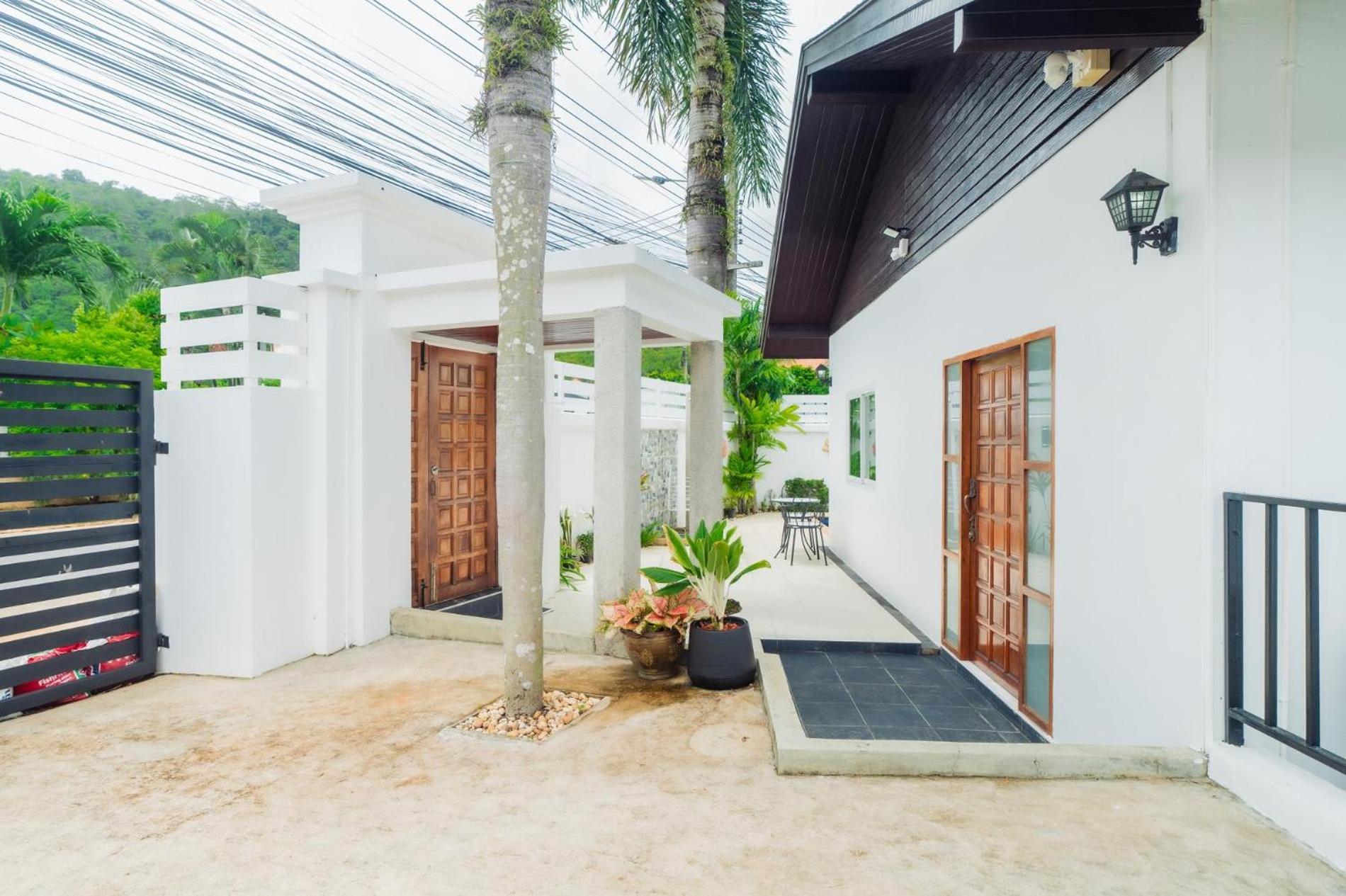 Jasmine Pool Villa In Nai Harn Rawai Buitenkant foto
