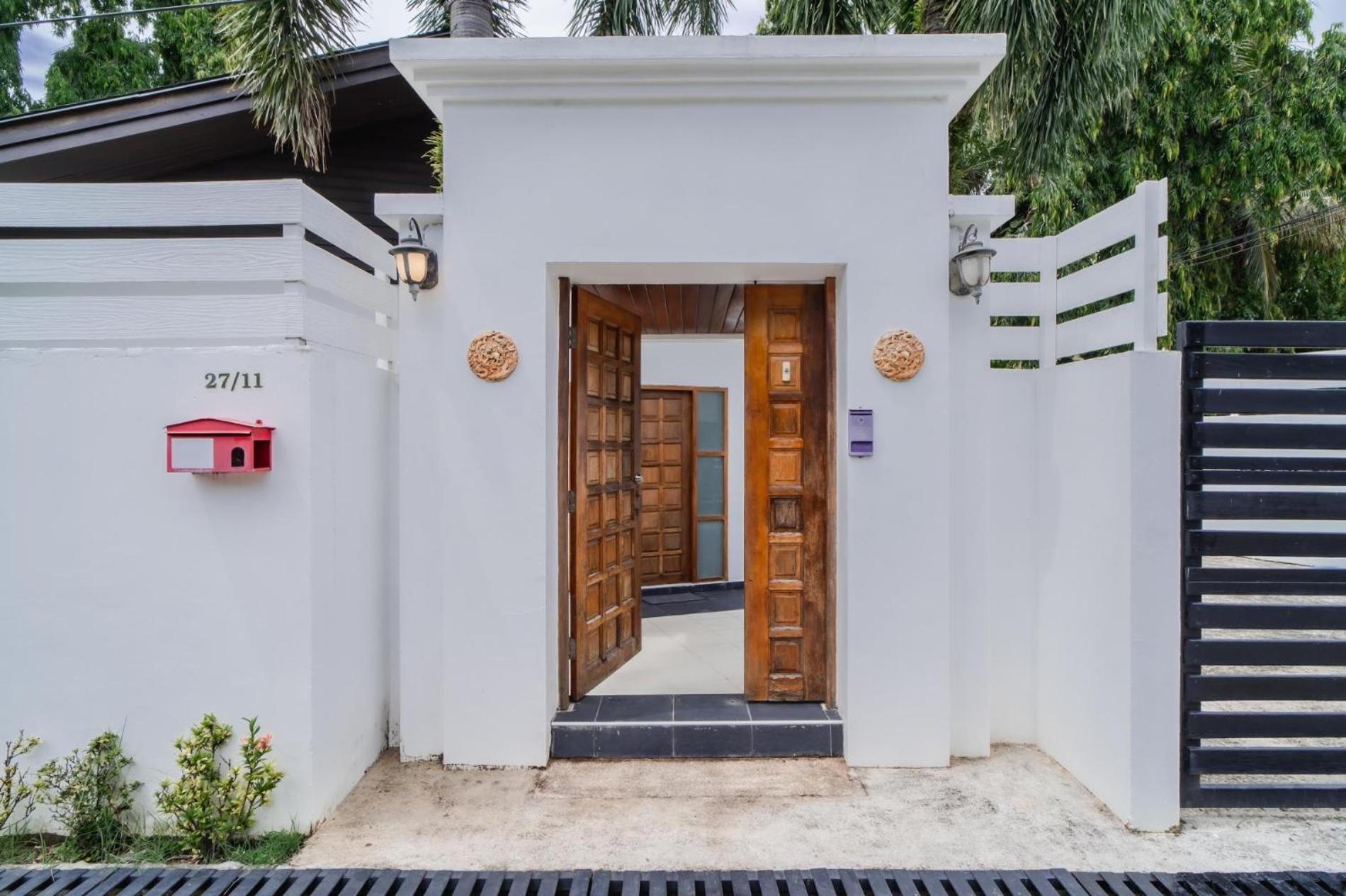 Jasmine Pool Villa In Nai Harn Rawai Buitenkant foto